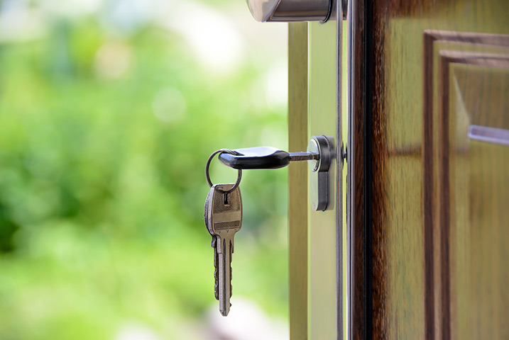 A2B Locks are able to provide local locksmiths in West Horsham to repair your broken locks. 